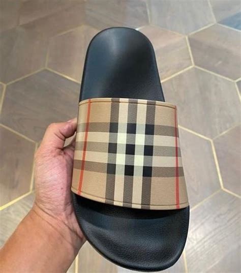 do burberry slides run small